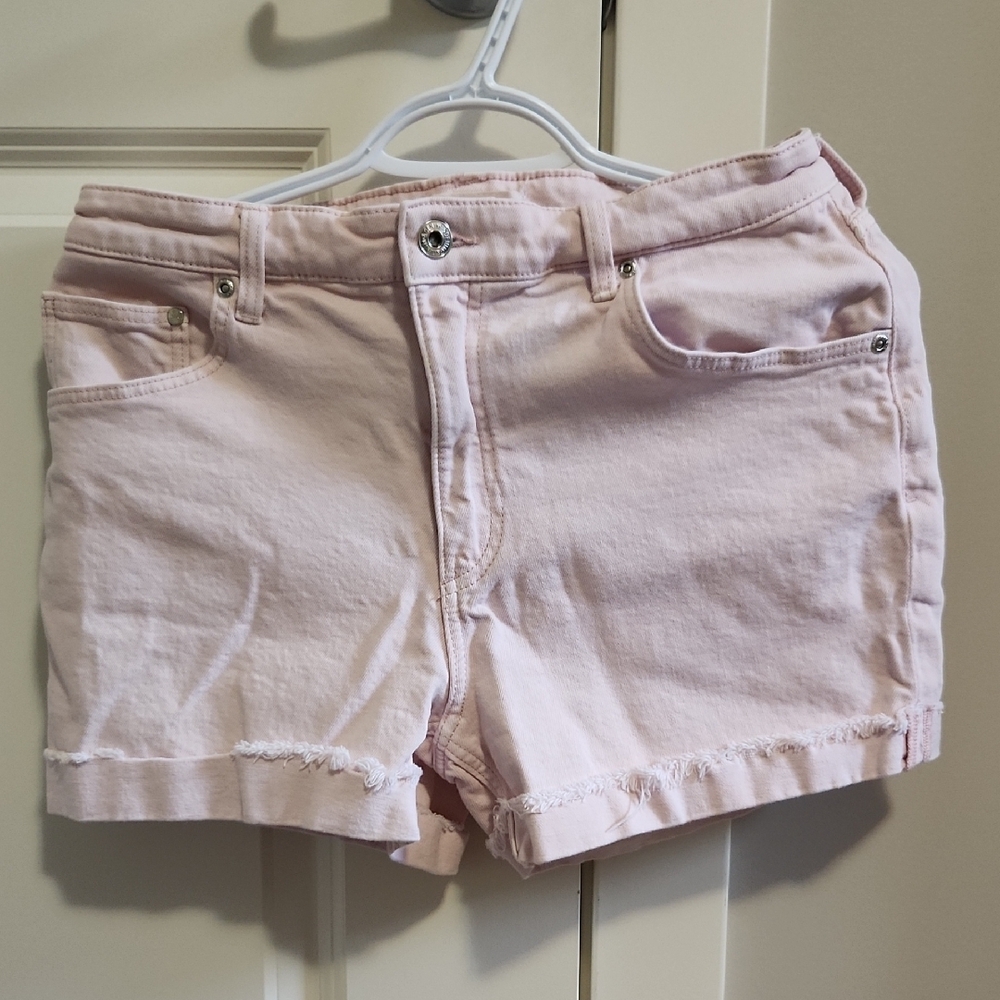H&M Pink Jean Shorts Classic Denim Style